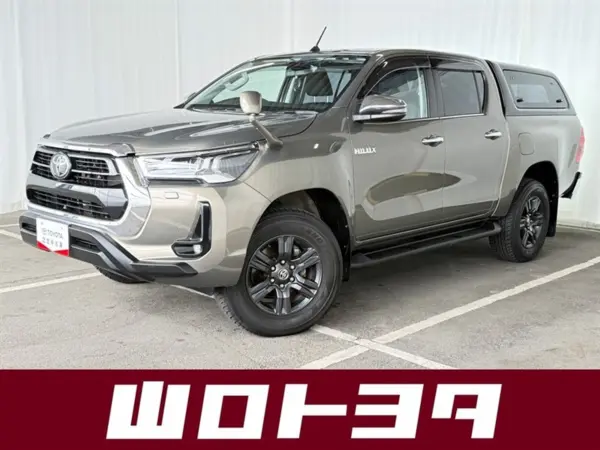 2023 Toyota Hilux — photo 1