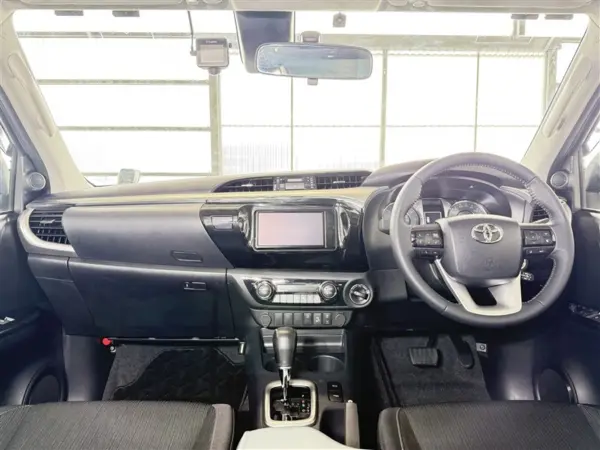 2023 Toyota Hilux — photo 7 | Tuminion Kenya