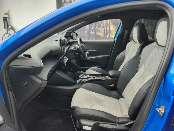 2021 Peugeot 208 — photo 9 | Tuminion Kenya