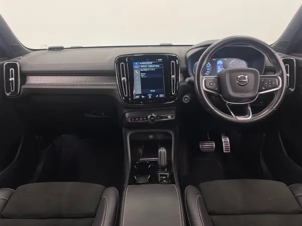 2020 Volvo Xc40 — photo 2 | Tuminion Kenya