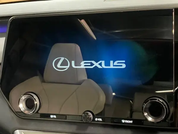 2025 Lexus Rx — photo 7 | Tuminion Kenya