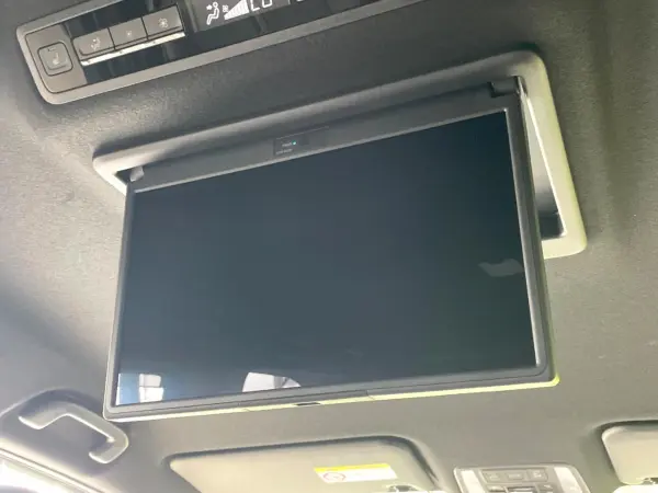 2025 Toyota Noah — photo 7 | Tuminion Kenya