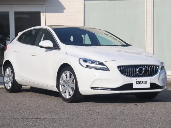 2019 Volvo V40 — photo 7 | Tuminion Kenya