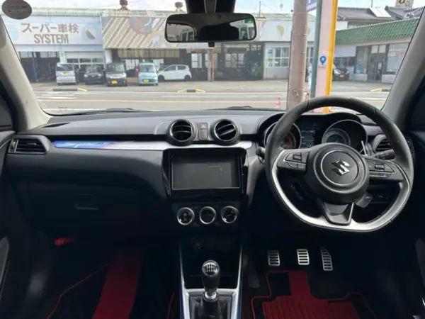 2025 Suzuki Swift — photo 8 | Tuminion Kenya