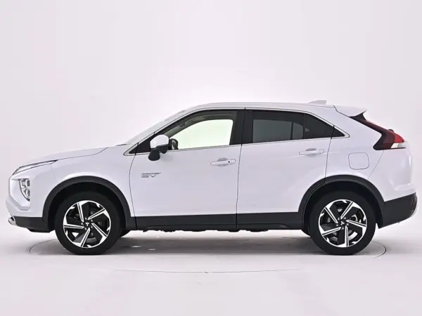 2021 Mitsubishi Eclipse Cross — photo 2 | Tuminion Kenya
