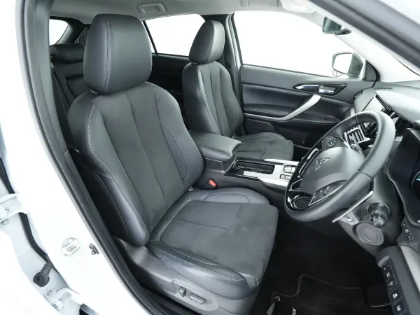 2021 Mitsubishi Eclipse Cross — photo 8 | Tuminion Kenya