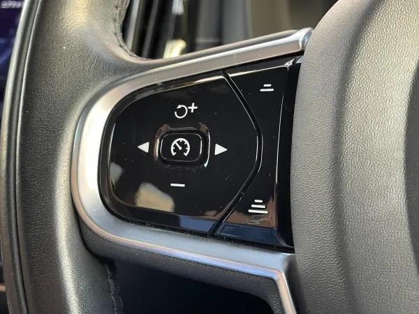2022 Volvo Xc60 — photo 7 | Tuminion Kenya
