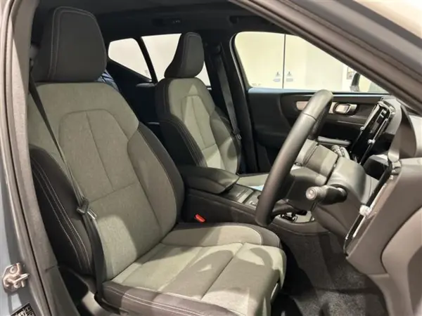 2022 Volvo Xc40 — photo 7 | Tuminion Kenya
