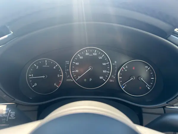 2025 Mazda 3 Fastback — photo 9 | Tuminion Kenya