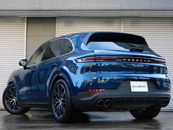 2023 Porsche Cayenne — photo 2 | Tuminion Kenya