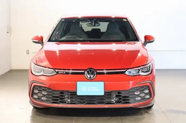 2022 Volkswagen Golf — photo 1