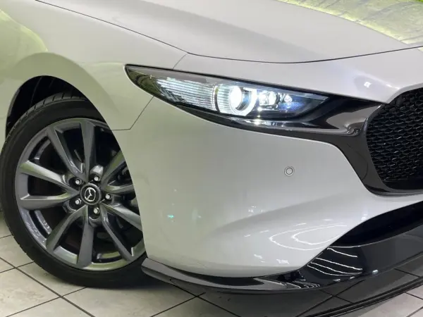 2023 Mazda 3 Fastback — photo 8 | Tuminion Kenya