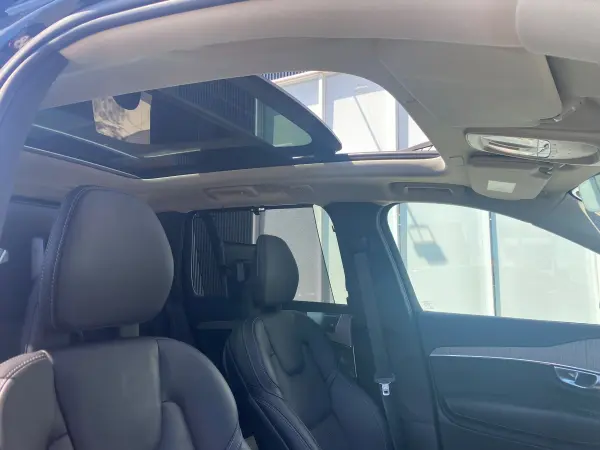 2023 Volvo Xc90 — photo 3 | Tuminion Kenya