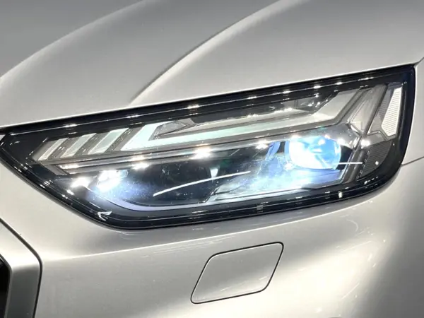 2021 Audi Q5 — photo 8 | Tuminion Kenya