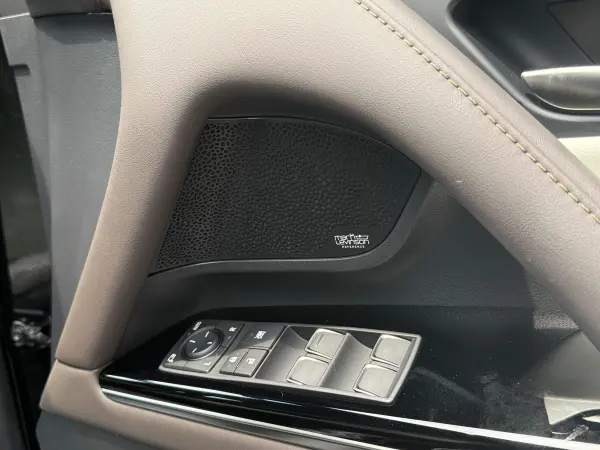 2024 Lexus Lx — photo 9 | Tuminion Kenya