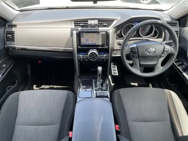 2018 Toyota Mark  X — photo 2 | Tuminion Kenya