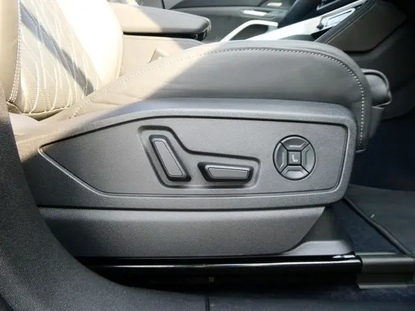 2025 Audi Sq5 — photo 8 | Tuminion Kenya