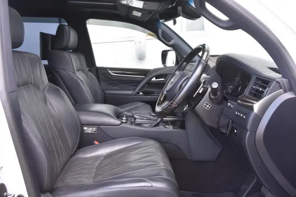 2019 Lexus Lx — photo 3 | Tuminion Kenya