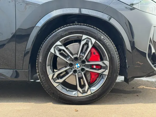 2026 Bmw X1 — photo 1
