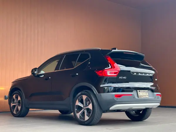 2024 Volvo Xc40 — photo 8 | Tuminion Kenya