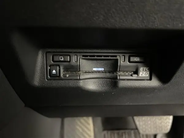 2023 Toyota Alphard — photo 3 | Tuminion Kenya
