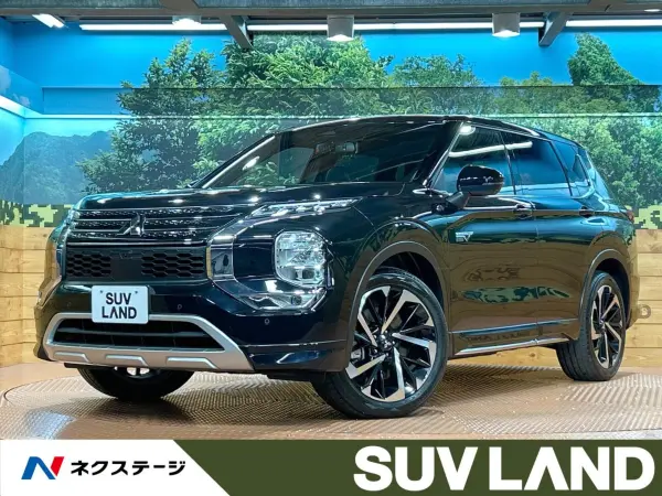 2022 Mitsubishi Outlander — photo 1