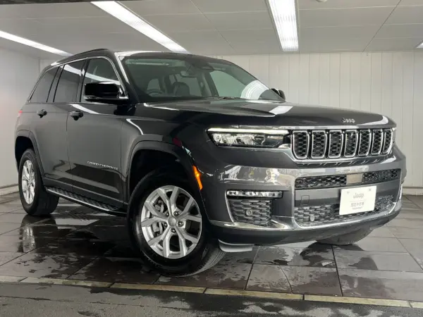 2023 Jeep Grand Cherokee — photo 9 | Tuminion Kenya
