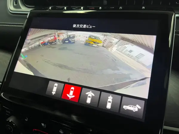 2023 Jeep Grand Cherokee — photo 8 | Tuminion Kenya