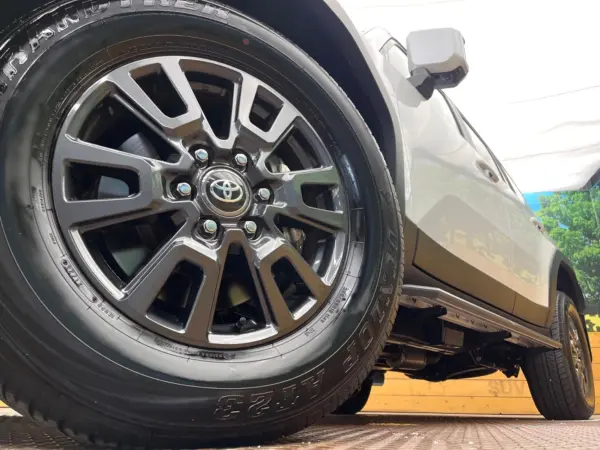 2025 Land Cruiser 250 — photo 9 | Tuminion Kenya