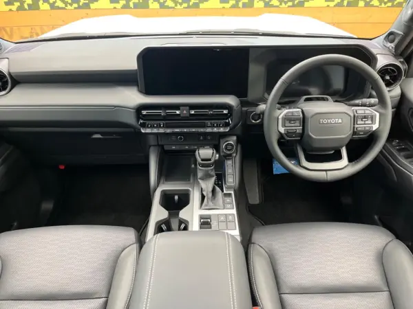 2025 Land Cruiser 250 — photo 2 | Tuminion Kenya