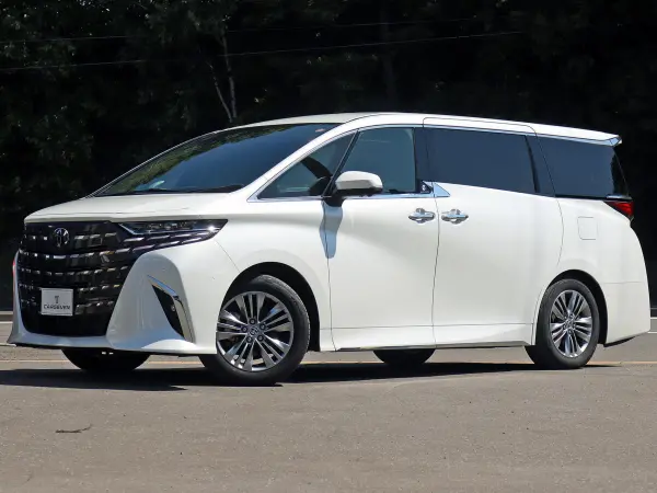 2023 Toyota Alphard — photo 3 | Tuminion Kenya