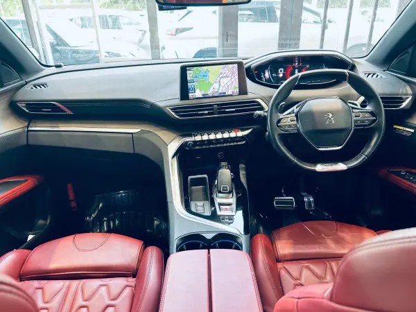 2022 Peugeot 5008 — photo 2 | Tuminion Kenya