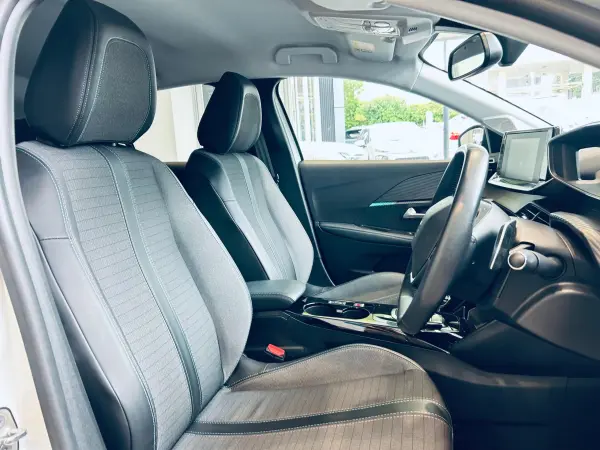 2020 Peugeot 208 — photo 9 | Tuminion Kenya