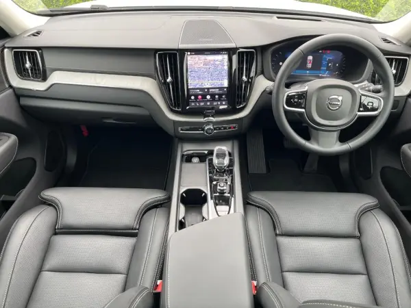 2025 Volvo Xc60 — photo 2 | Tuminion Kenya