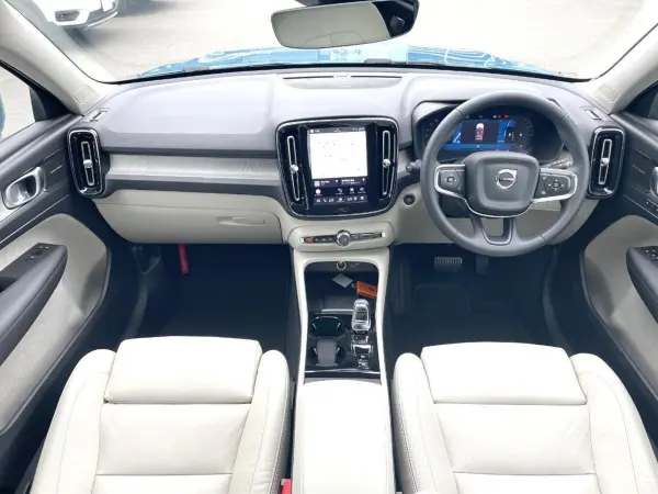 2024 Volvo Xc40 — photo 2 | Tuminion Kenya