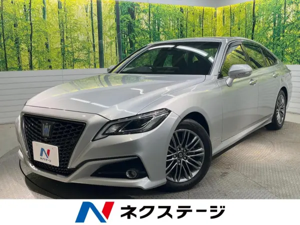 2022 Toyota Crown — photo 1