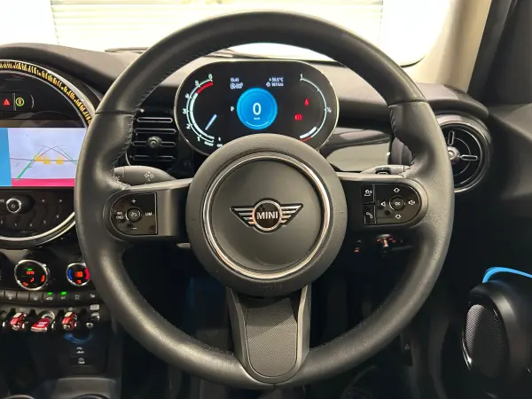 2023 Mini Cooper — photo 3 | Tuminion Kenya