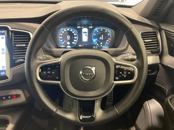 2022 Volvo Xc90 — photo 3 | Tuminion Kenya