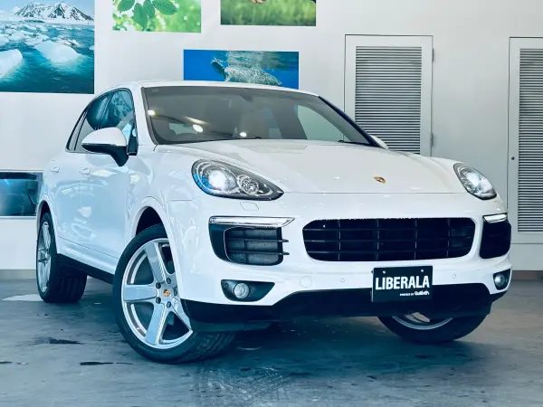 2018 Porsche Cayenne — photo 7 | Tuminion Kenya