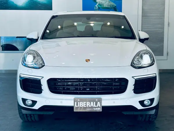 2018 Porsche Cayenne — photo 8 | Tuminion Kenya