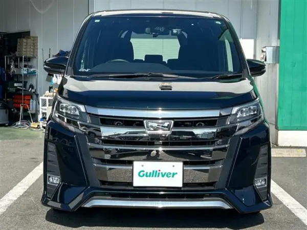 2019 Toyota Noah — photo 9 | Tuminion Kenya