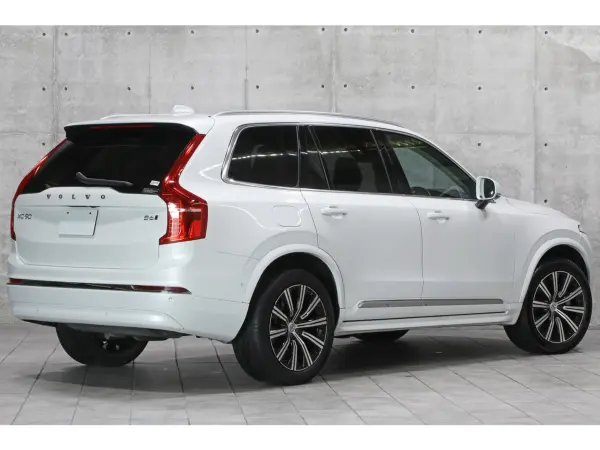 2023 Volvo Xc90 — photo 2 | Tuminion Kenya