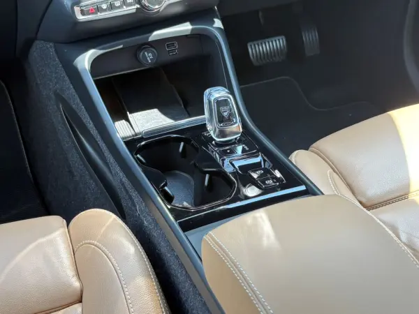 2019 Volvo Xc40 — photo 7 | Tuminion Kenya