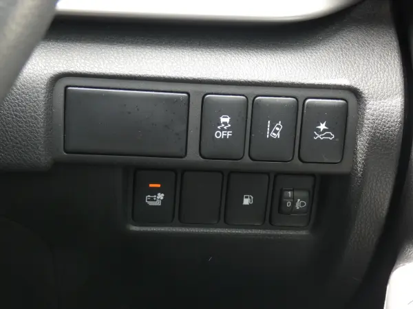 2023 Mitsubishi Eclipse Cross — photo 2 | Tuminion Kenya