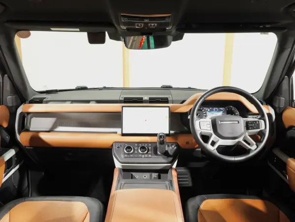 2023 Landrover Defender — photo 2 | Tuminion Kenya