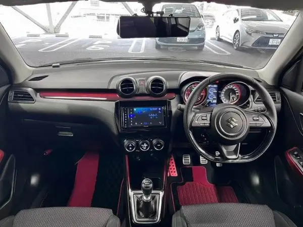 2022 Suzuki Swift — photo 2 | Tuminion Kenya
