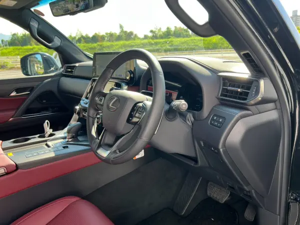 2025 Lexus Lx — photo 8 | Tuminion Kenya
