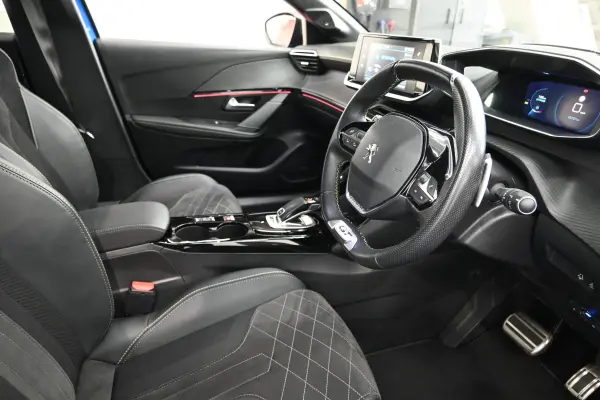 2021 Peugeot 208 — photo 7 | Tuminion Kenya