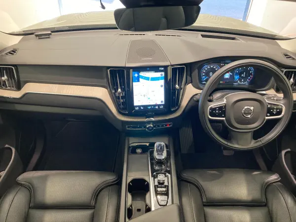2021 Volvo Xc60 — photo 2 | Tuminion Kenya