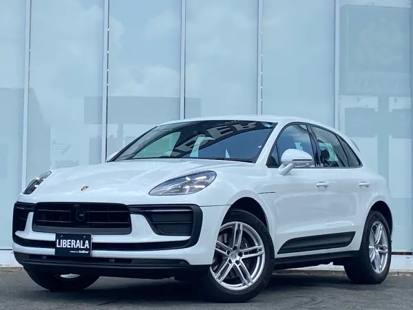 2022 Porsche Macan — photo 8 | Tuminion Kenya